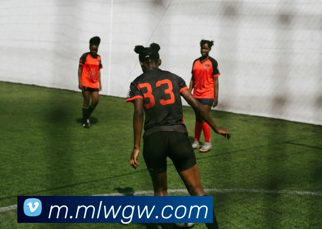 巴萨对国家队双标现象引发质疑亚马尔与尼科伤病情况相同